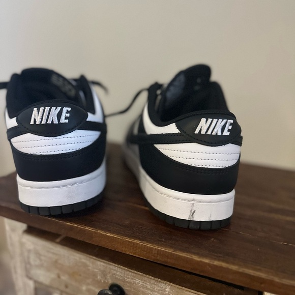 EUC Nike Dunk Low Retro Black & White Pandas Sz:M10/ W 11.5 In The Box. - Picture 3 of 8